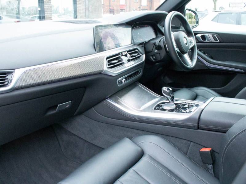 BMW X5   Registered:2019(19)