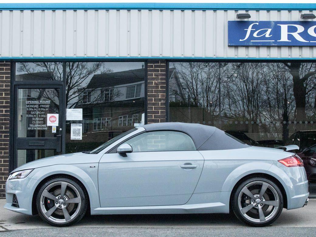 Audi TT 2.0 Roadster '20 Years Edition' 45 TFSI quattro S-tronic 245ps Convertible Petrol Arrow Grey Pearl