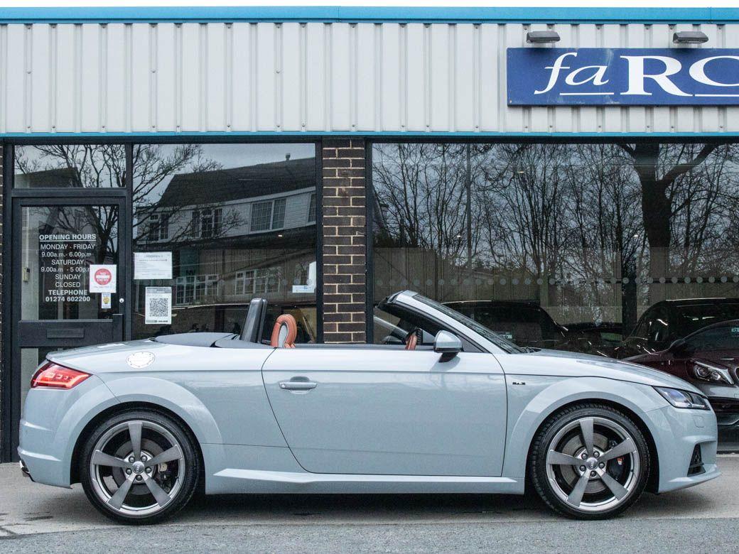 Audi TT 2.0 Roadster '20 Years Edition' 45 TFSI quattro S-tronic 245ps Convertible Petrol Arrow Grey Pearl