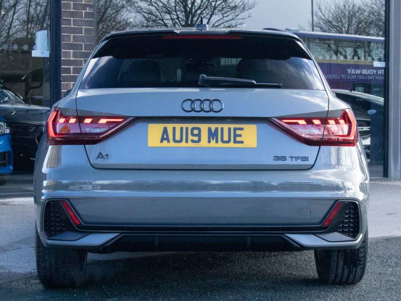 Audi A1   Registered:2019(19)