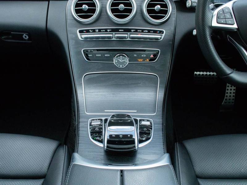 Mercedes Benz C Class   Registered:2017(17)