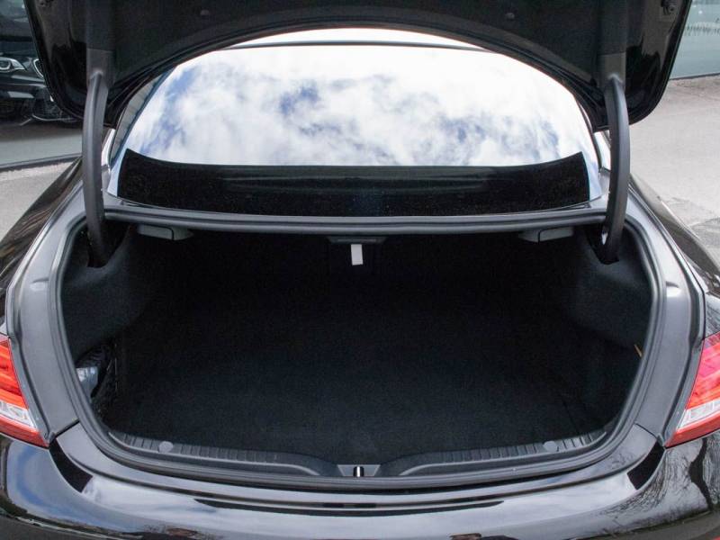 Mercedes Benz C Class   Registered:2017(17)