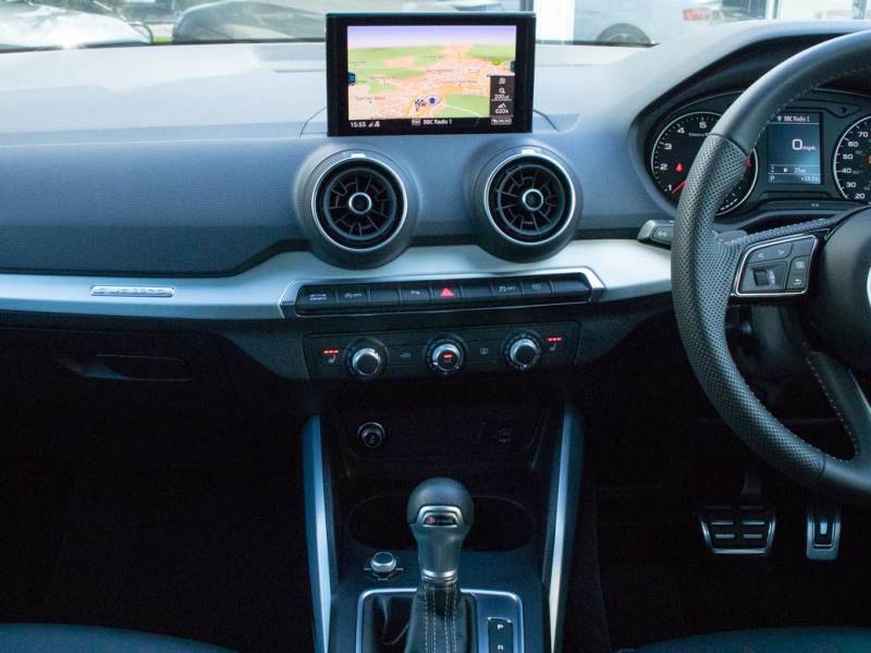 Audi Q2   Registered:2020(20)