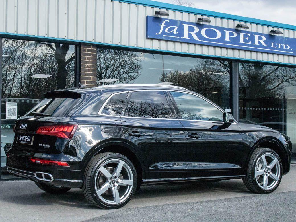 Audi Q5 2.0 55 TFSIe quattro S Line Competition S-tronic PHEV Estate Petrol / Electric Hybrid Mythos Black Metallic