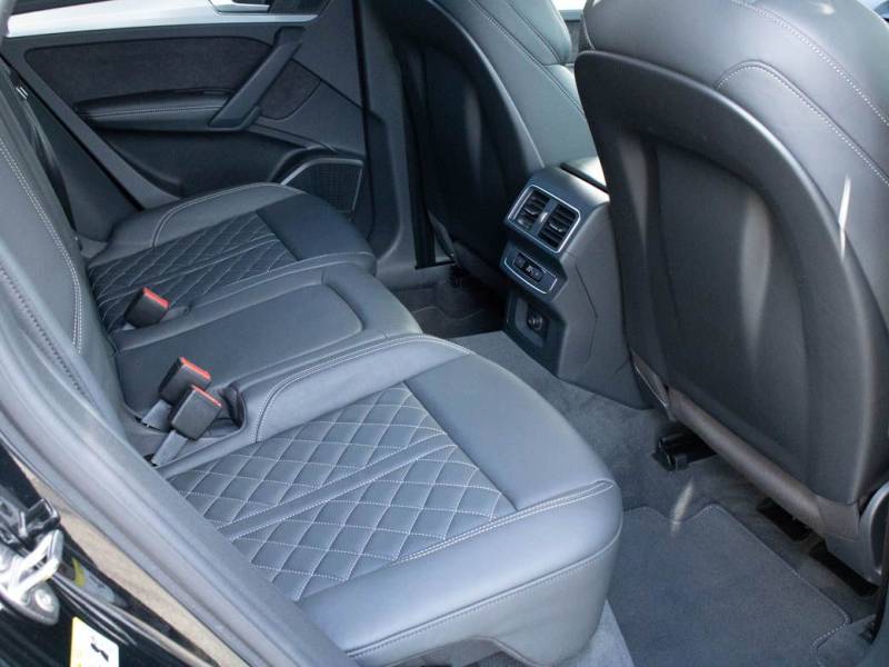 Audi Q5   Registered:2019(69)