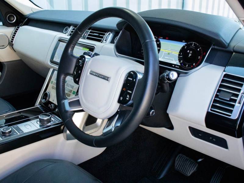 Land Rover Range Rover   Registered:2018(67)