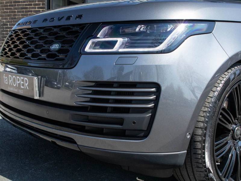 Land Rover Range Rover   Registered:2018(67)