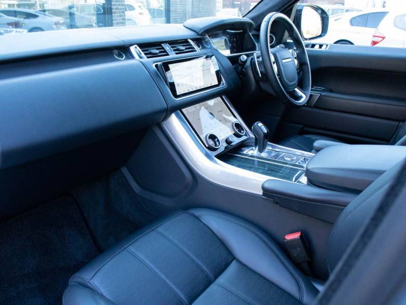 Land Rover Range Rover Sport   Registered:2018(68)