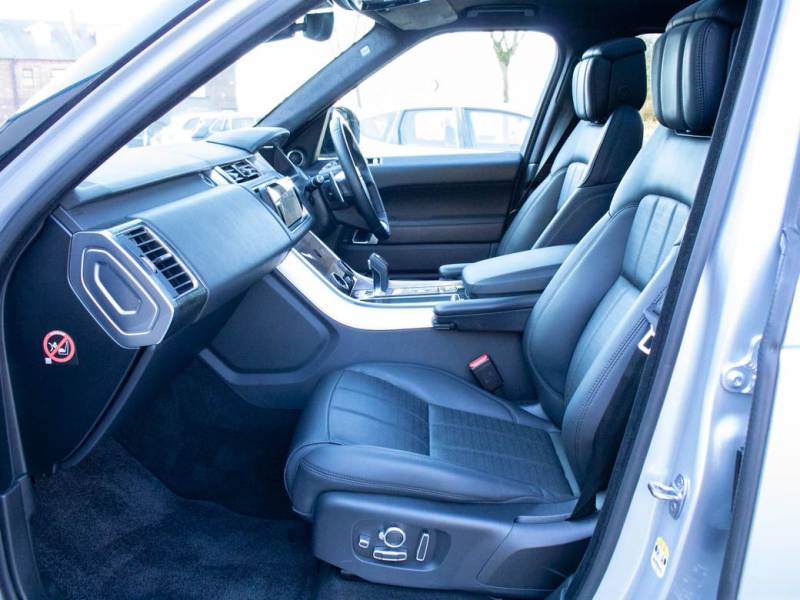 Land Rover Range Rover Sport   Registered:2018(68)