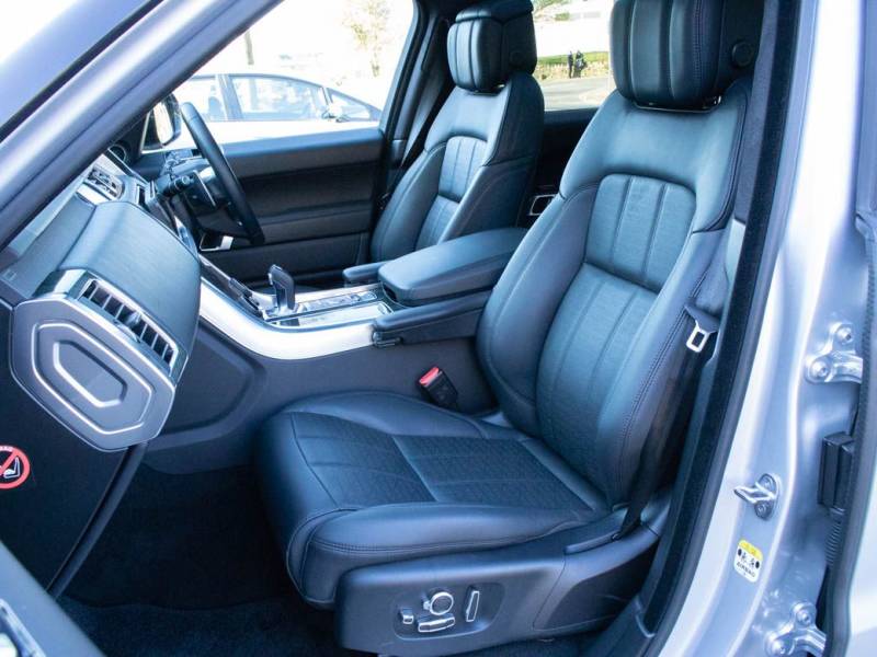 Land Rover Range Rover Sport   Registered:2018(68)