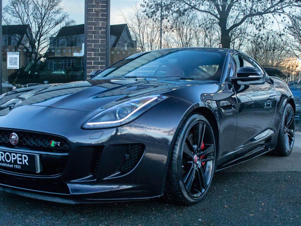Jaguar F-type 5.0 Supercharged V8 R AWD Auto 550ps Coupe Petrol Blackberry Premium Metallic