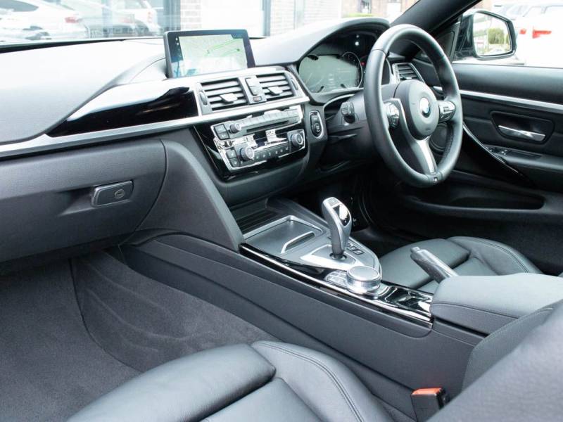 BMW 4 Series   Registered:2018(18)