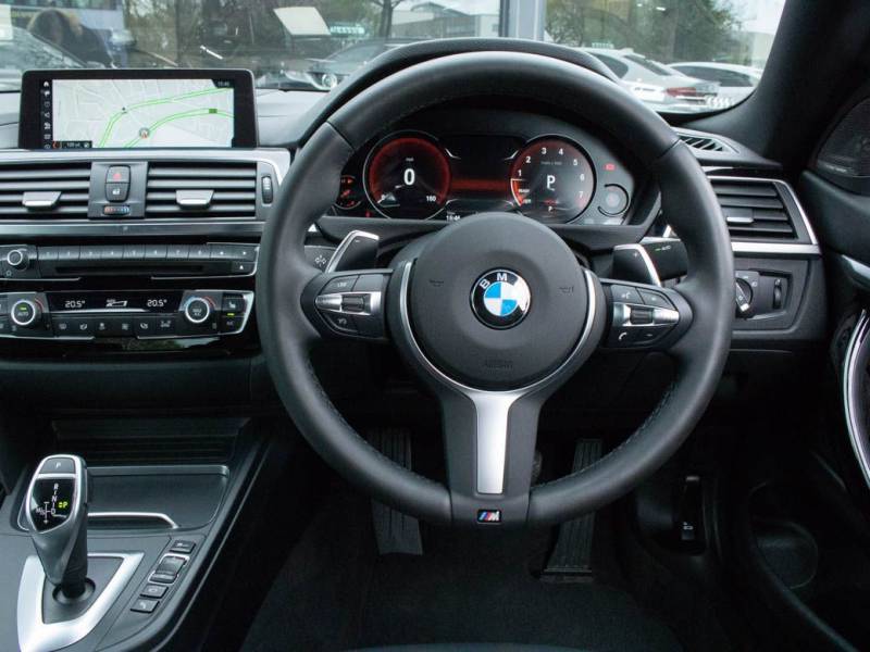 BMW 4 Series   Registered:2018(18)