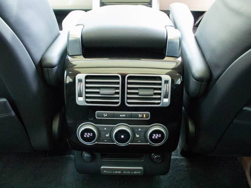 Land Rover Range Rover   Registered:2015(65)