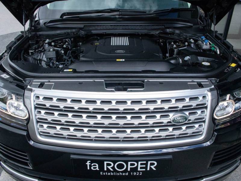 Land Rover Range Rover   Registered:2015(65)