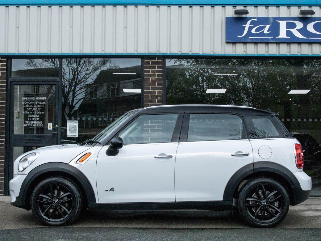 Mini Countryman 2.0 Cooper D ALL4 Auto Hatchback Diesel Light White