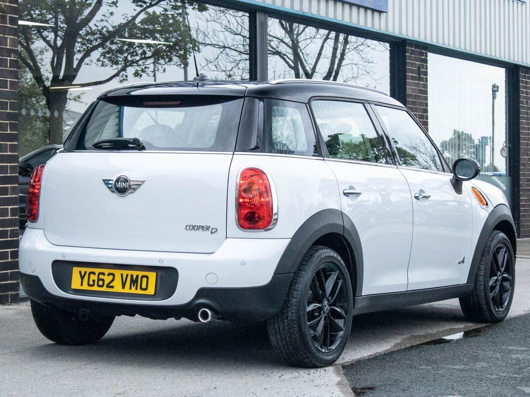 Mini Countryman 2.0 Cooper D ALL4 Auto Hatchback Diesel Light White