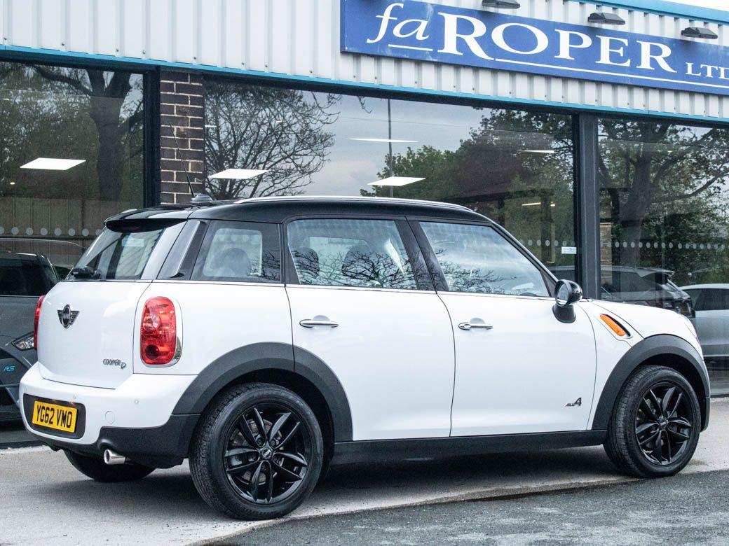 Mini Countryman 2.0 Cooper D ALL4 Auto Hatchback Diesel Light White