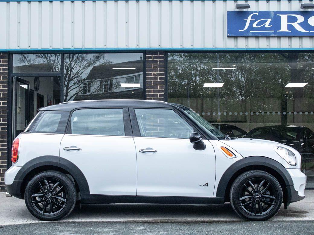 Mini Countryman 2.0 Cooper D ALL4 Auto Hatchback Diesel Light White