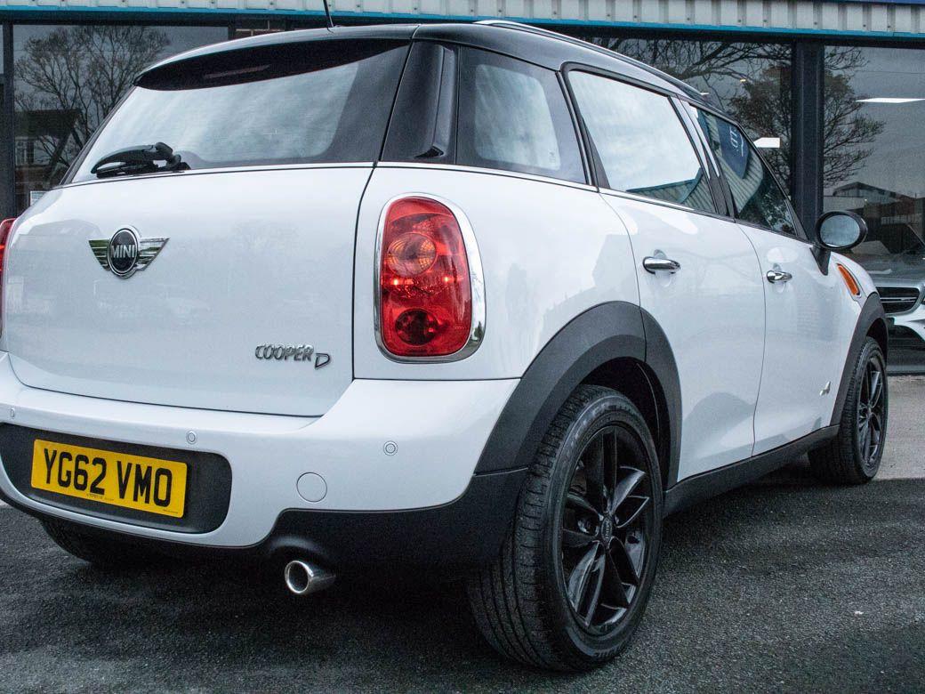 Mini Countryman 2.0 Cooper D ALL4 Auto Hatchback Diesel Light White