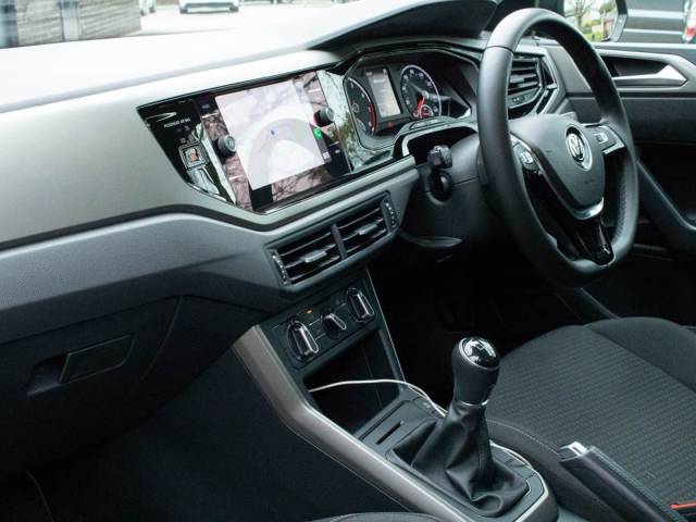 2018 Volkswagen Polo 1.0 TSI SE 5 door 95ps