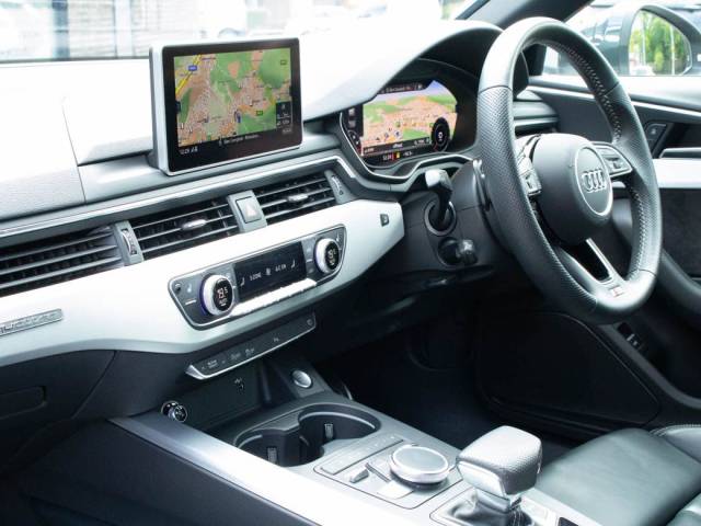 2018 Audi A4 2.0T FSI quattro S Line S-tronic 252ps