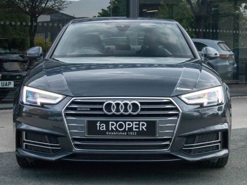 Audi A4   Registered:2018(68)