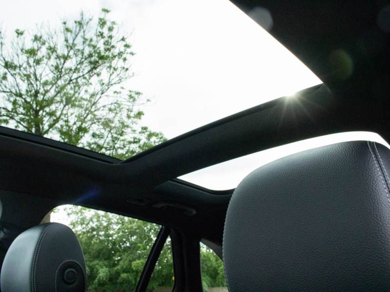 Mercedes Benz GLC   Registered:2017(17)