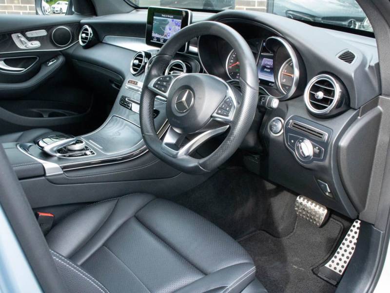 Mercedes Benz GLC   Registered:2017(17)