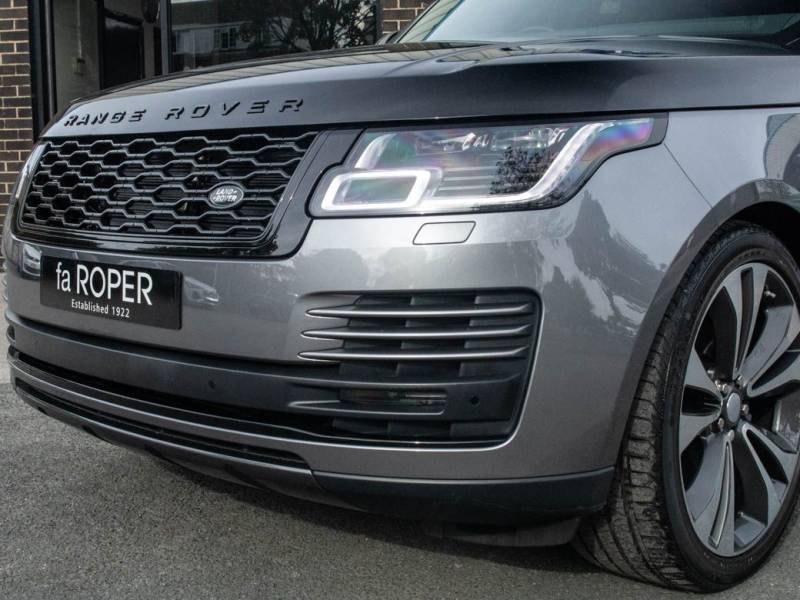 Land Rover Range Rover   Registered:2020(20)
