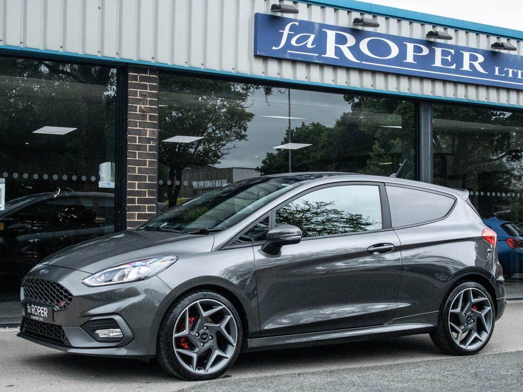 Ford Fiesta 1.5 ST-3 Ecoboost Performance Pack 3 door Hatchback Petrol Magnetic Grey Metallic