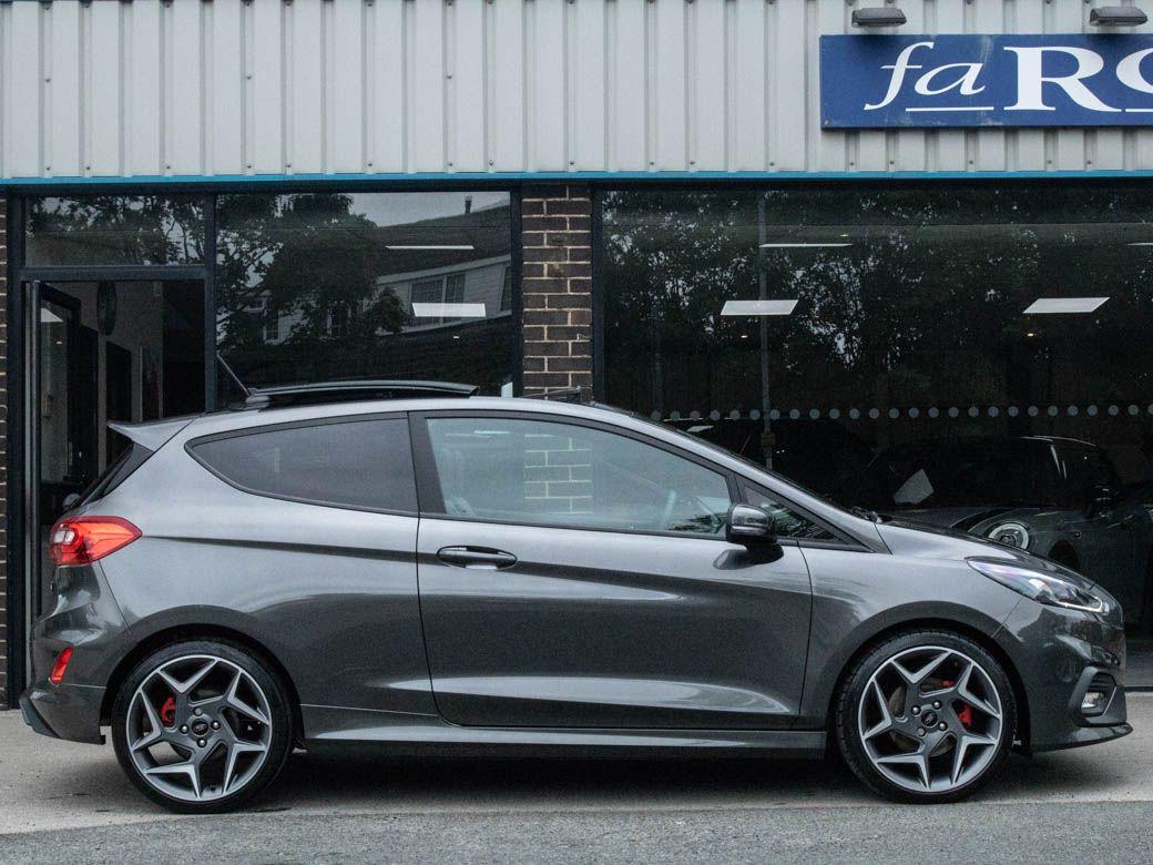 Ford Fiesta 1.5 ST-3 Ecoboost Performance Pack 3 door Hatchback Petrol Magnetic Grey Metallic