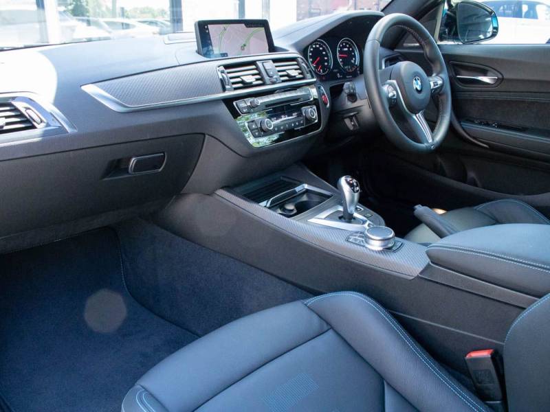 BMW M2   Registered:2020(70)