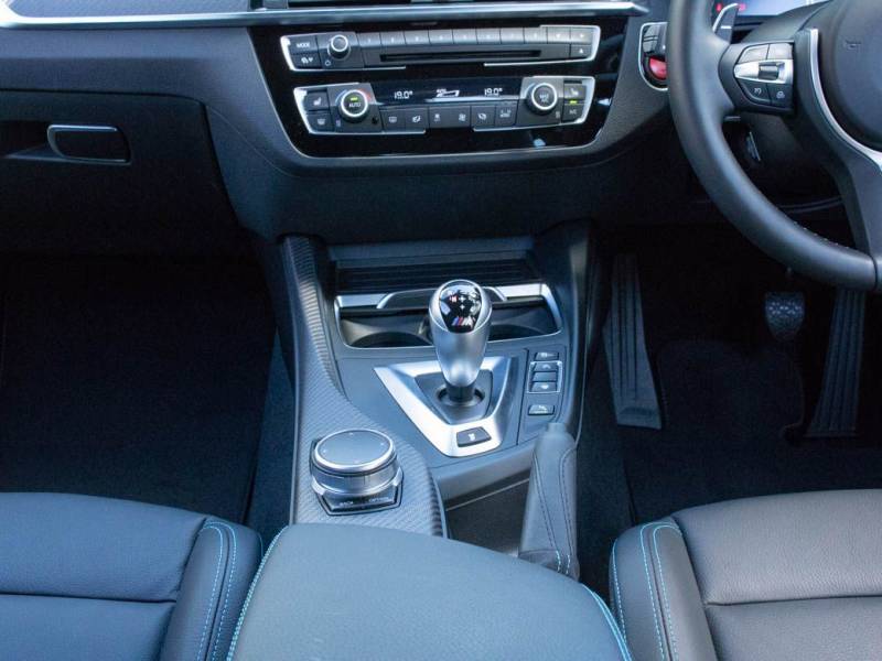 BMW M2   Registered:2020(70)