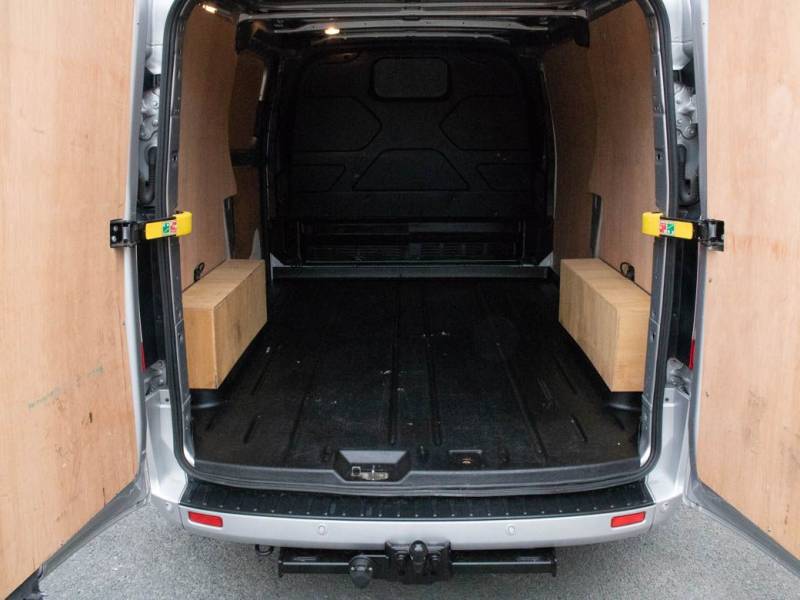 Ford Transit Custom   Registered:2018(68)