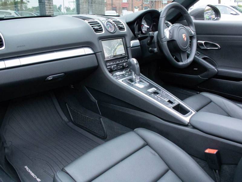 Porsche Boxster   Registered:2015(15)