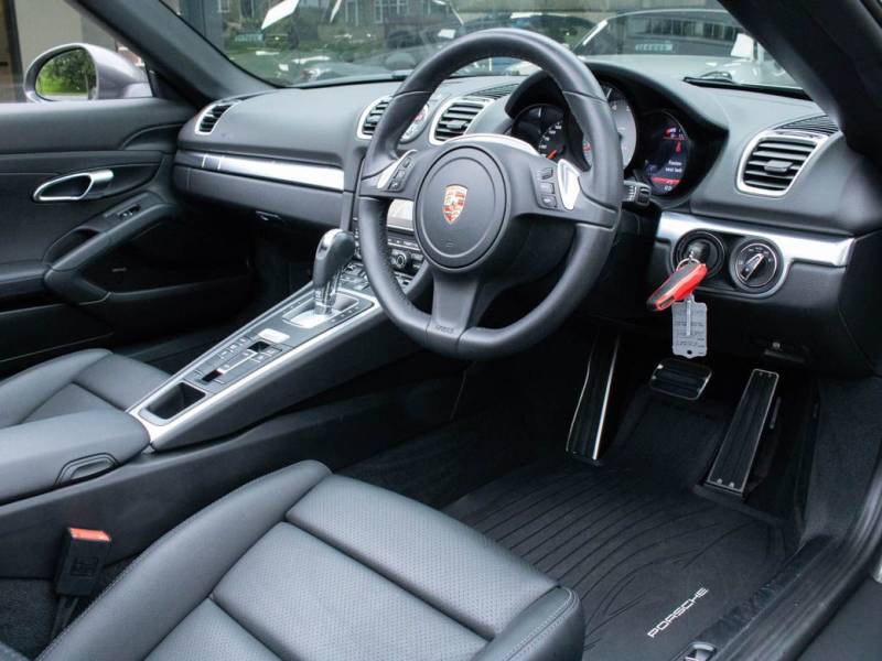 Porsche Boxster   Registered:2015(15)