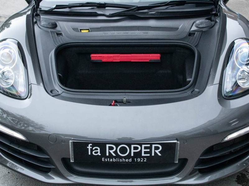 Porsche Boxster   Registered:2015(15)