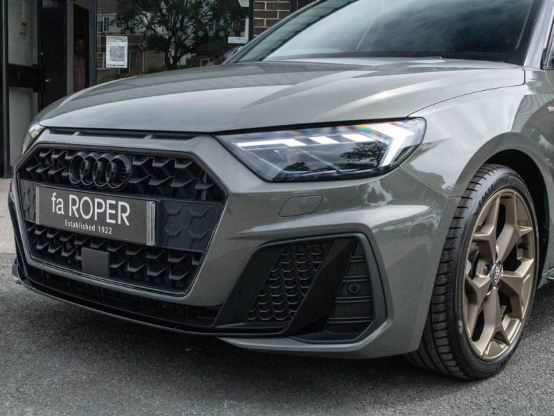 Audi A1   Registered:2019(19)