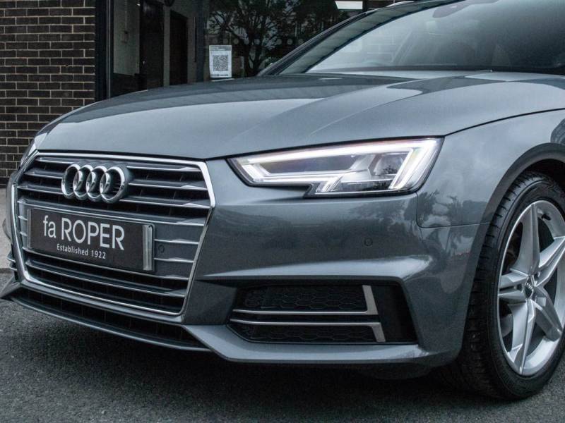 Audi A4 Avant   Registered:2018(18)