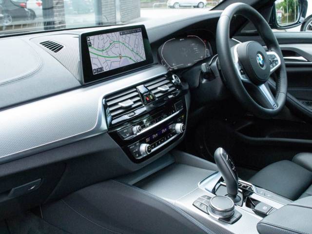 2019 BMW 5 Series 2.0 530e PHEV xDrive M Sport Plus Auto