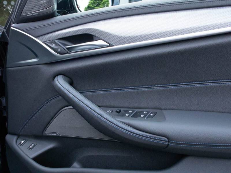 BMW 5 Series   Registered:2019(69)