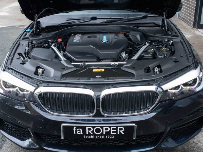 BMW 5 Series   Registered:2019(69)