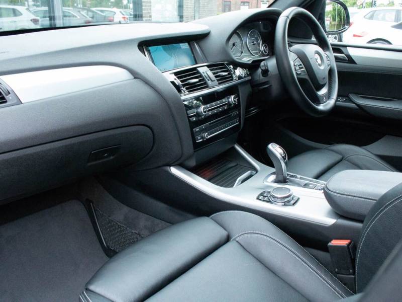 BMW X3   Registered:2016(16)