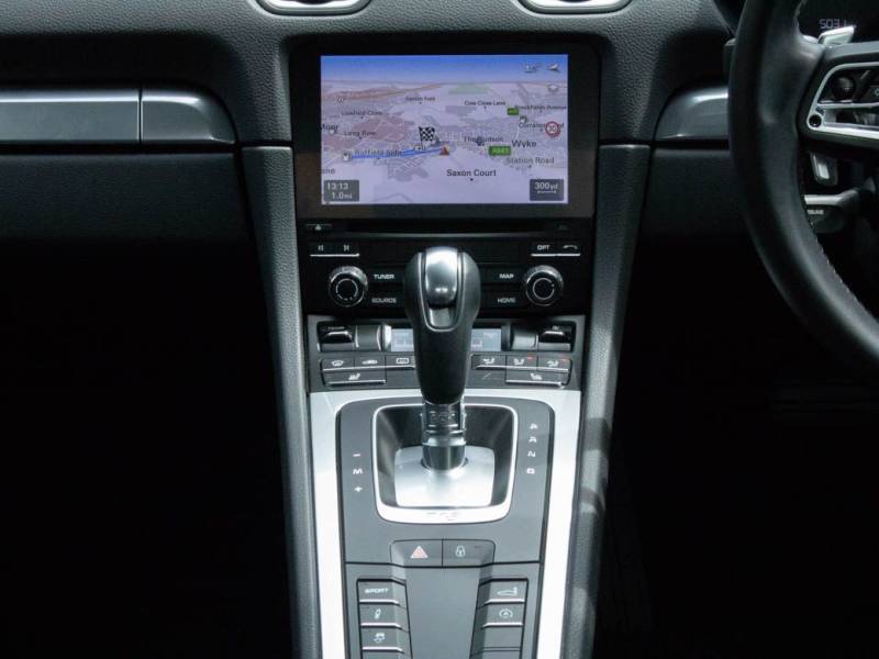 Porsche Cayman   Registered:2018(18)