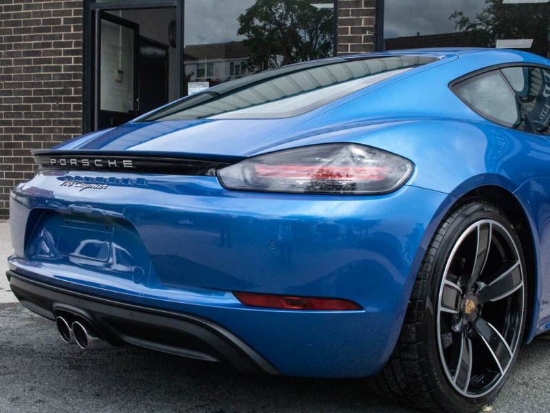 Porsche Cayman   Registered:2018(18)