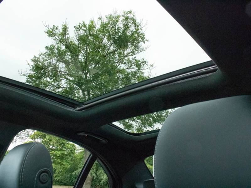 Mercedes Benz C Class   Registered:2019(19)