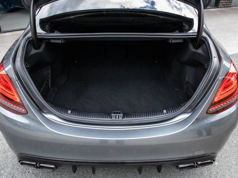 Mercedes Benz C Class   Registered:2019(19)