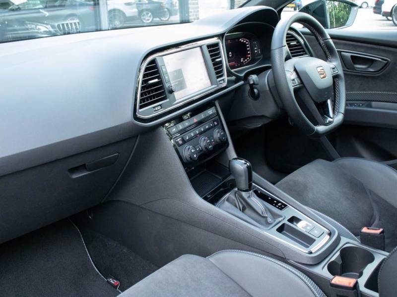 SEAT Leon   Registered:2018(68)