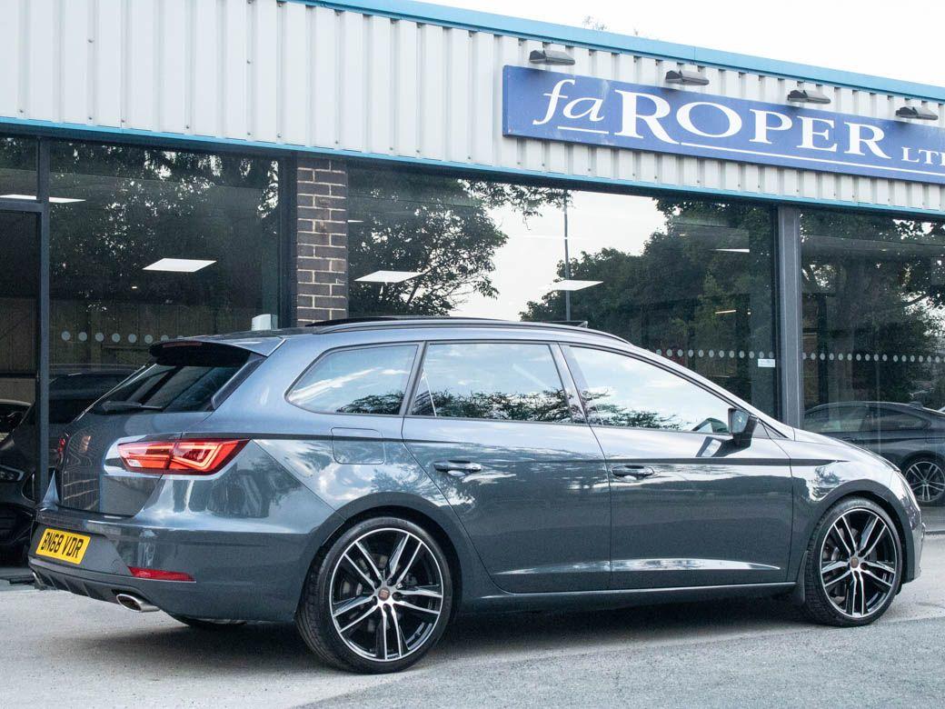 SEAT Leon Sport Tourer 2.0 TSI CUPRA 4Drive DSG 300ps Estate Petrol Magnetic Grey Metallic